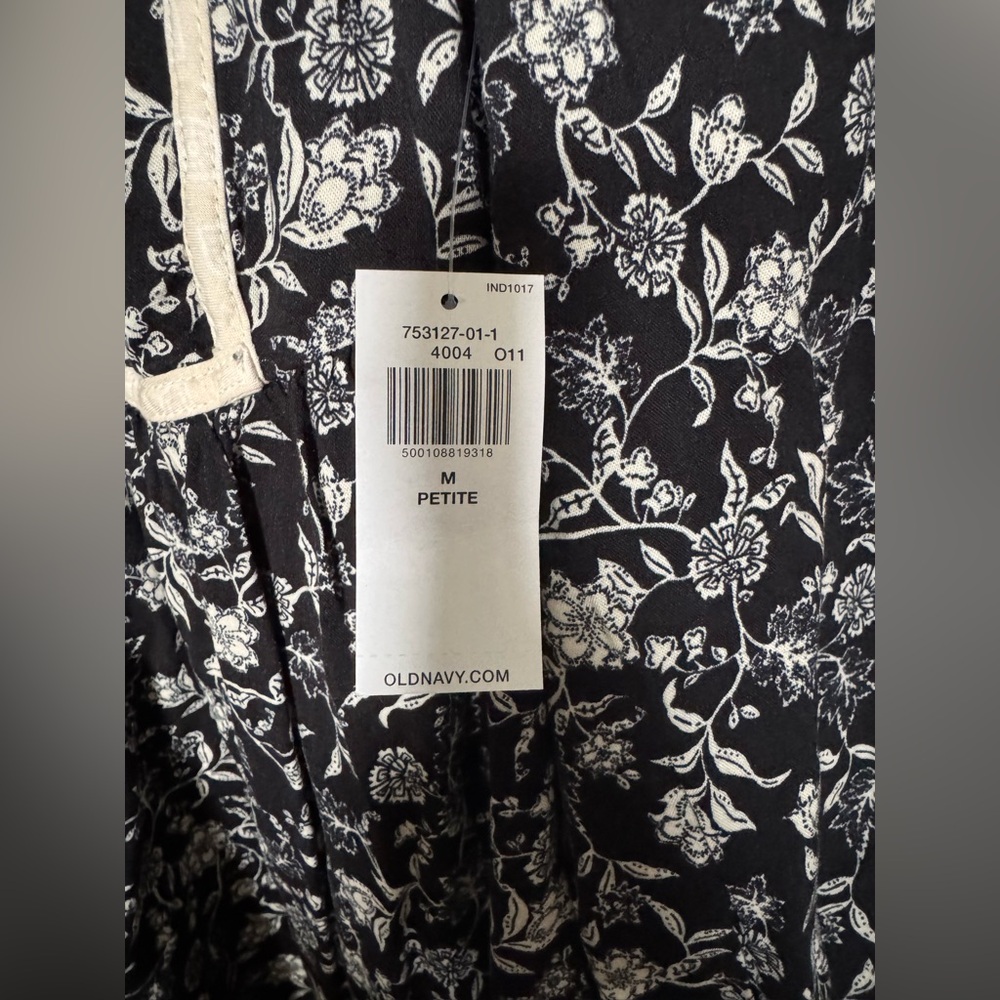 Old Navy Monochrome Floral Dress